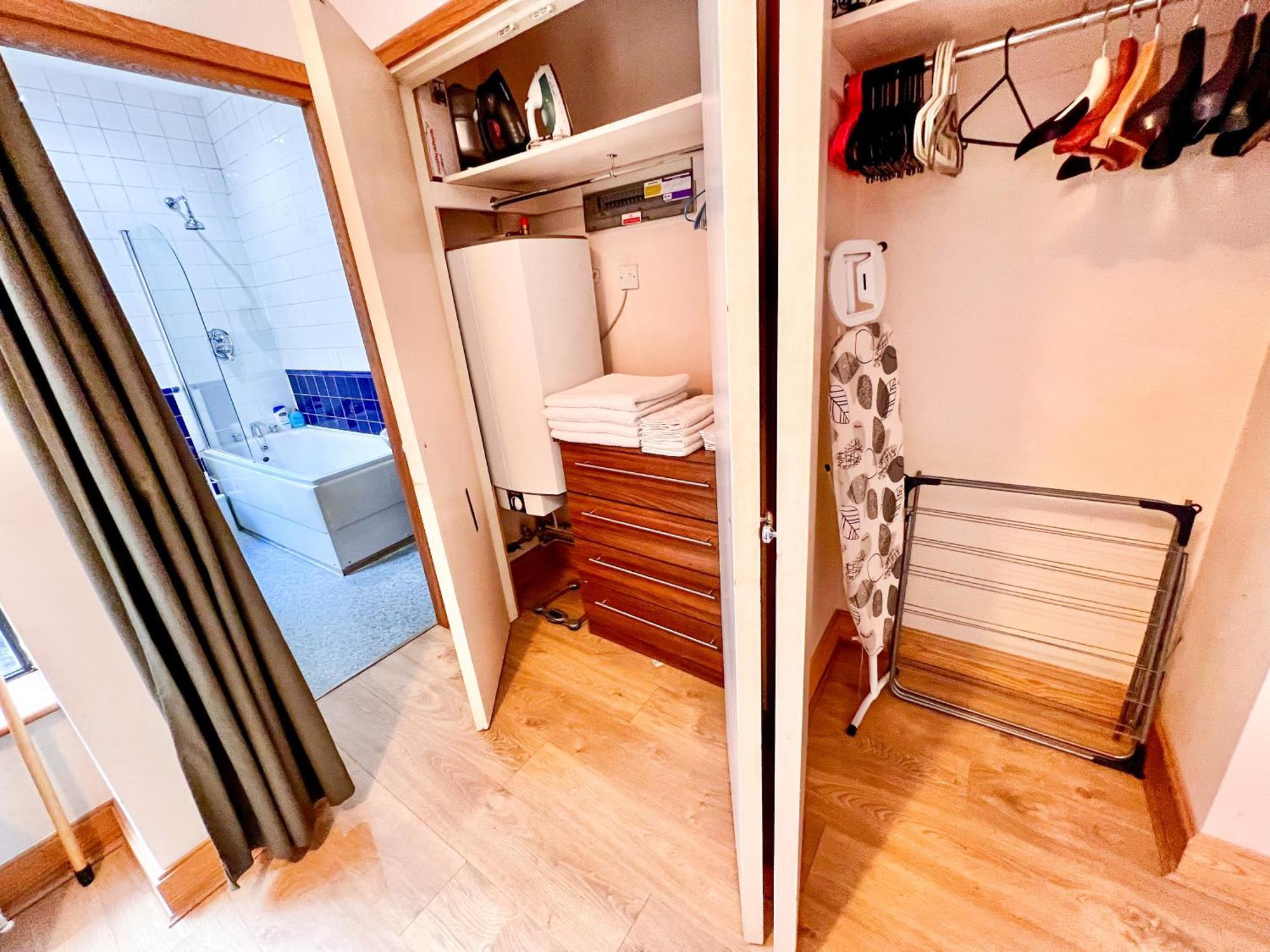 Excellent Entire Between St Pauls Cathedral And Covent Garden Apartment *
